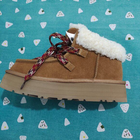 Ugg Women Funkarra Cabin Cuff Chestnut Ankle Platform Shoes - Picture 6 of 7